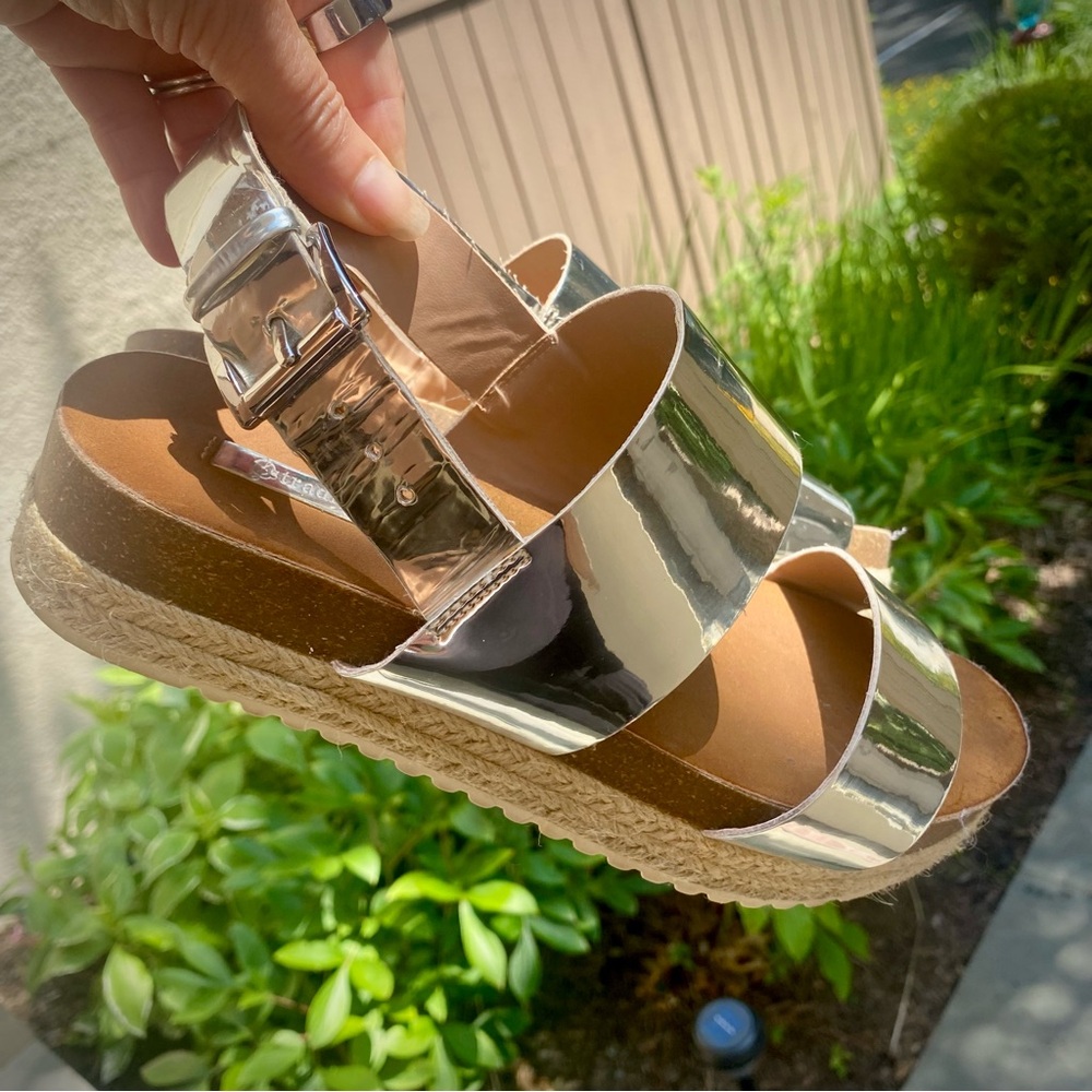 Stradivarius. Silver Sandals, 2 Buckle, Jute Platform. Minimalist Design—38